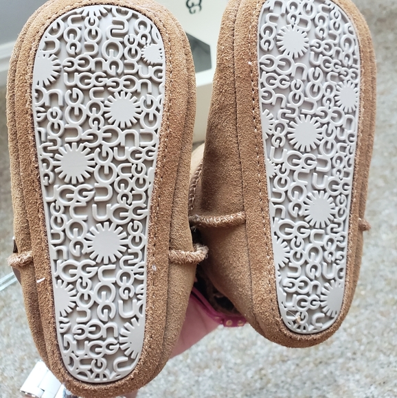 Nib! Ugg infant jesse bow metallic dot boots 4/5 - Picture 5 of 6